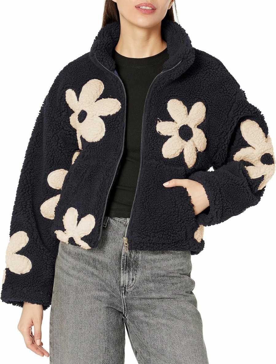 [BLANKNYC] [Blanknyc] Womens Luxury Clothing Sherpa Jacket With Floral Patch Detail, Comfortable & Stylish Coat, Love Life, Large | Coats, Jackets & Vests